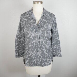 XS Anthropologie Cloth & Stone Animal Print Button Up Shirt Top Gray